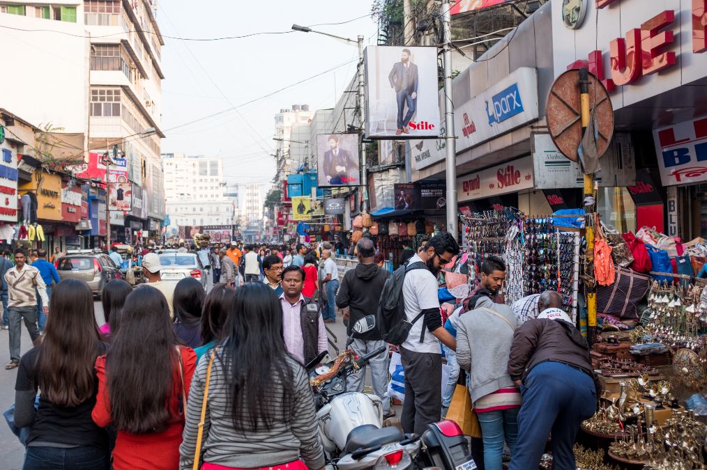 印度批发市场实拍:商品大多是中国制造,火爆场面好比几年前中国|印度|