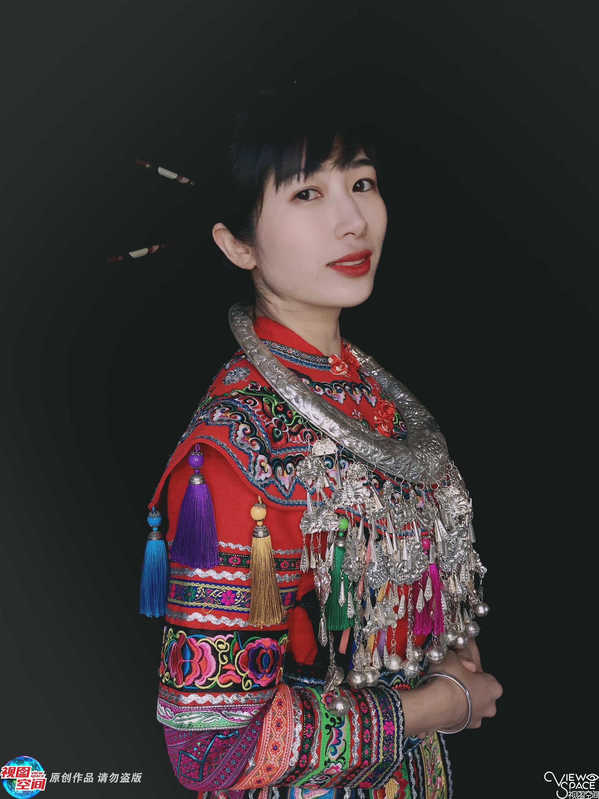 壮族姑娘化身直播员为山区农户带货不图回报