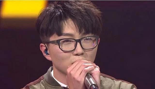 毛不易刚官宣成《创3》教练,却要回歌手突围,毛毛女团舞白练了