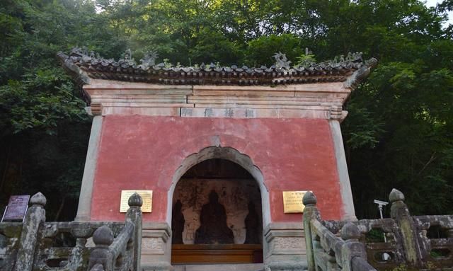 这座祠是武当山祠庙中最大的一处|山门|武当山|祠庙_新浪新闻