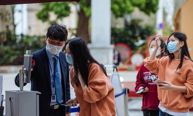 留学生是否应该回国?官方给出"标准答案",特殊时期要注意形象