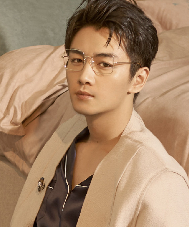 有种"整容"叫陈晓刮胡子,本以为会很老气,想不到比结婚前还帅