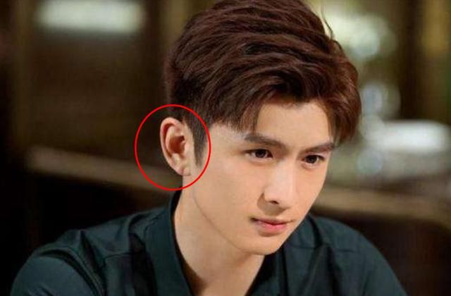 张云龙耳部现耳褶痕与高以翔的耳褶痕如出一辙引发粉丝担忧