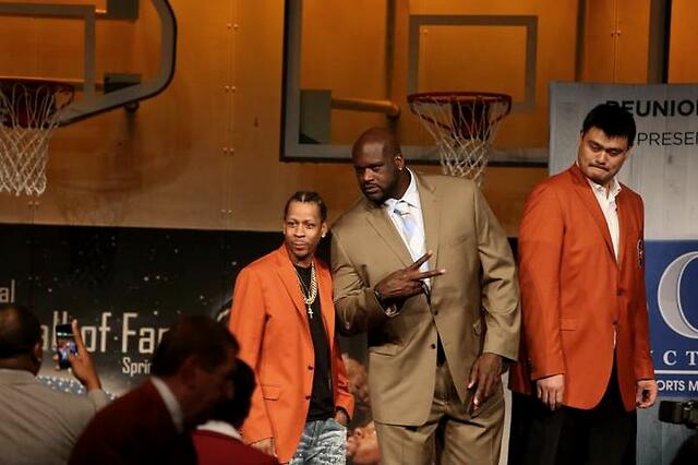 之间徘徊,但其实贾巴尔也应该在这样的讨论中占有属于他的一席之地