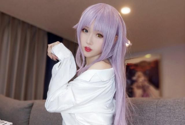 斗鱼主播腐团儿大波浪造型亮相这个渣女我喜欢