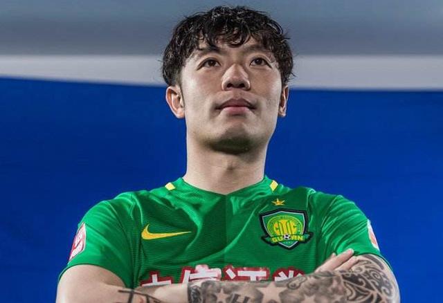 中超队长自降40%工资惹其他人不满:他39岁了还能踢几年|王栋|降薪