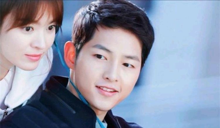 宋仲基拆婚房,宋慧乔兜售爱巢,后续来了双方经济公司做出回应