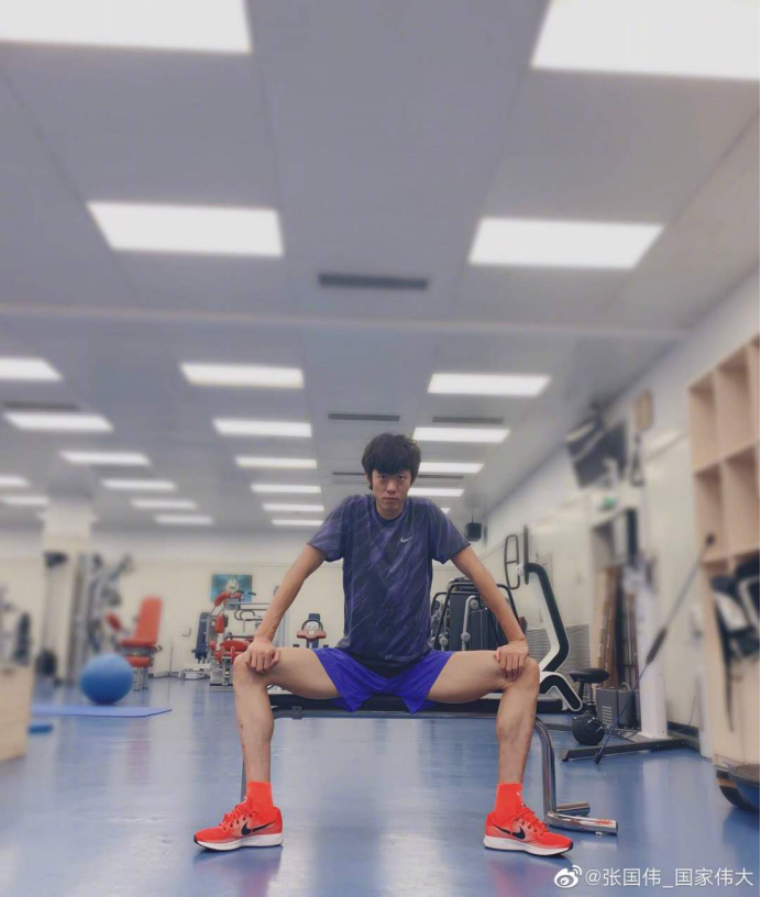 体坛泥石流张国伟不仅运动非常棒还是一位段子高手