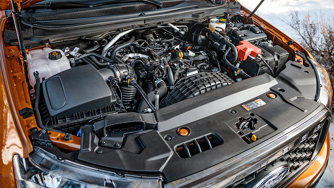 2t五缸发动机配备的选择性催化还原功能除了能改善尾气排放,还可以