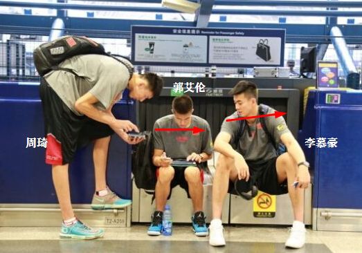 有种顶级叫李慕豪13岁身高187臂展仅次kd