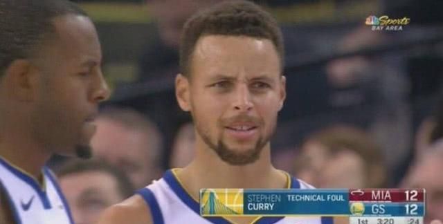 库里2015年真不配FMVP吗?21场比赛萌生9场30+ 投中98粒三分球休闲区蓝鸢梦想 - Www.slyday.coM 库里2015年真不配FMVP吗?21场比赛萌生9场30+ 投中98粒三分球休闲区蓝鸢梦想 - Www.slyday.coM