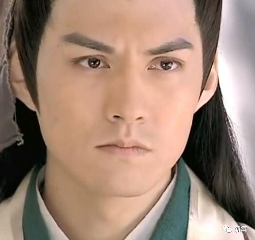 勃勃和男子气概,出现在女艺人脸上,则需要思考一下用什么样的眼睛来配