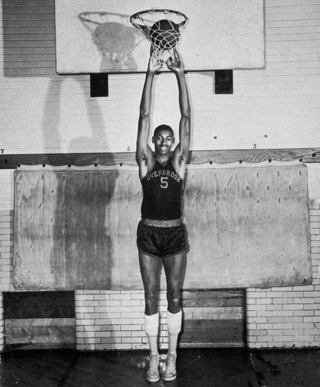 张伯伦真有传说这么神从照片故事一探究竟身体构造堪称sss级