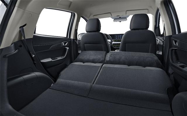 不足8万选“绿牌”，好看好开还要大牌？看看奔奔E-Star与欧拉R1