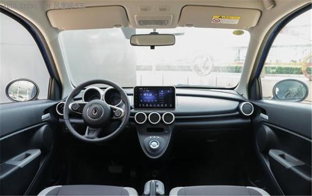 不足8万选“绿牌”，好看好开还要大牌？看看奔奔E-Star与欧拉R1