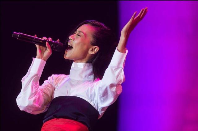 香港女歌手翻唱《少女的祈祷》被封沧海遗珠 网友赞完胜杨千嬅