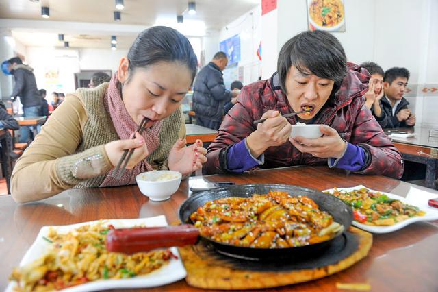 饭店陆续营业专家建议外出吃饭谨记这几点安全就餐不可忽视