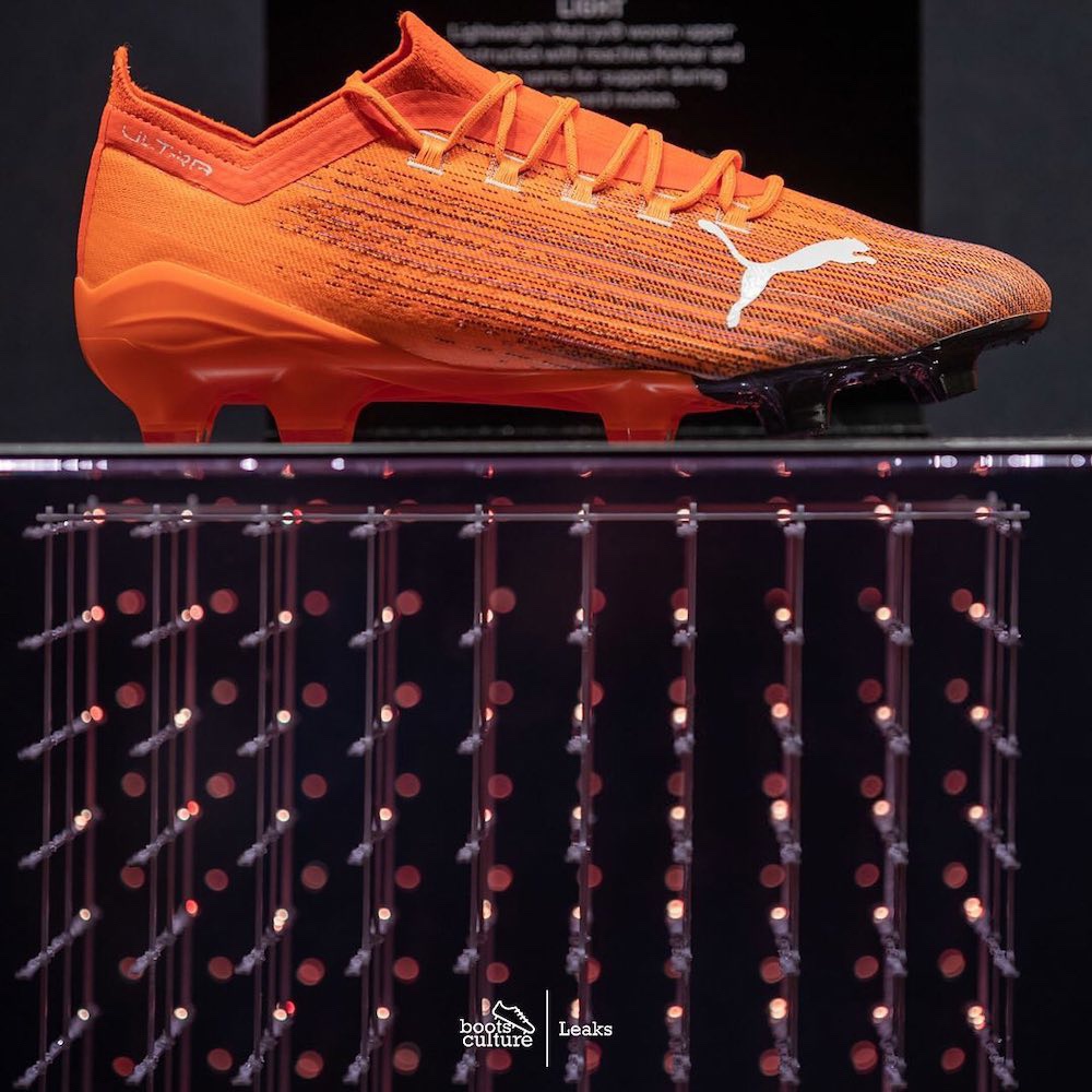 伊布拉希莫维奇测试pumaultra足球鞋