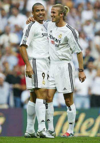 贝克汉姆和罗纳尔多视频连线!银河战舰1.0时代,让人心驰神往!