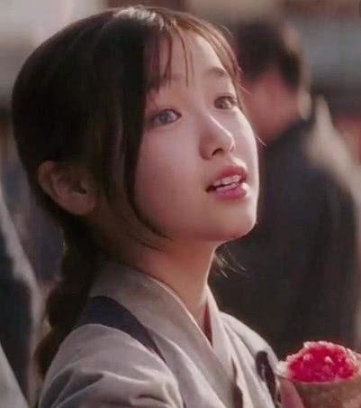 日本最美童星小千代,现样貌美如花,网友:吃了变美的秘诀吗?