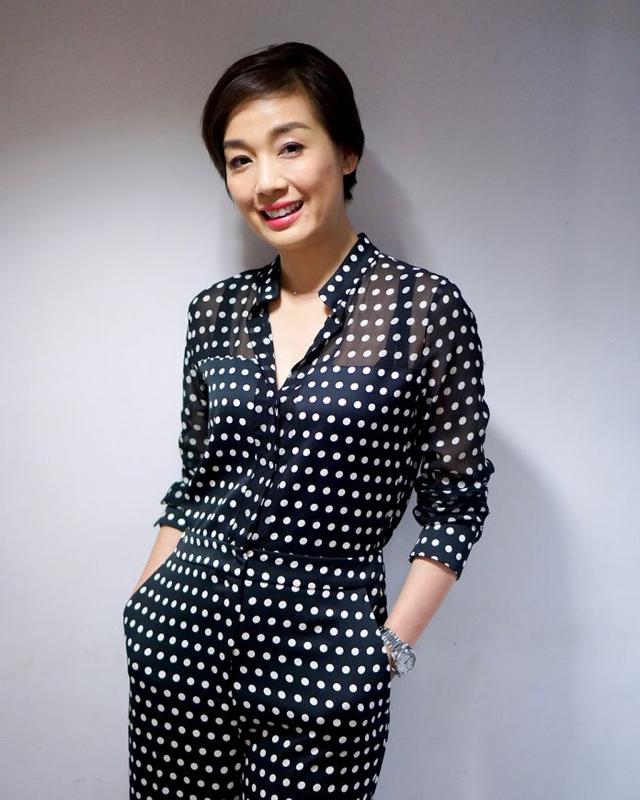 tvb实力女演员与公司改签部头约直言想出去接触外面的世界