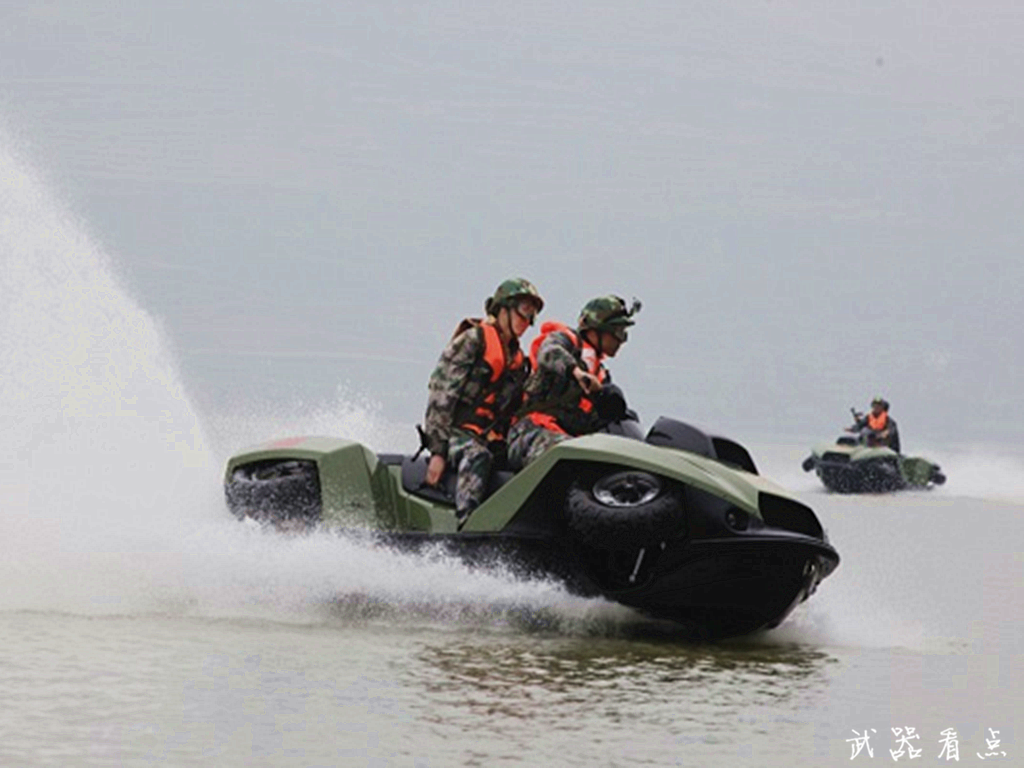 军事丨国产水陆两栖摩托艇,不仅技术领先,工艺也非常精细