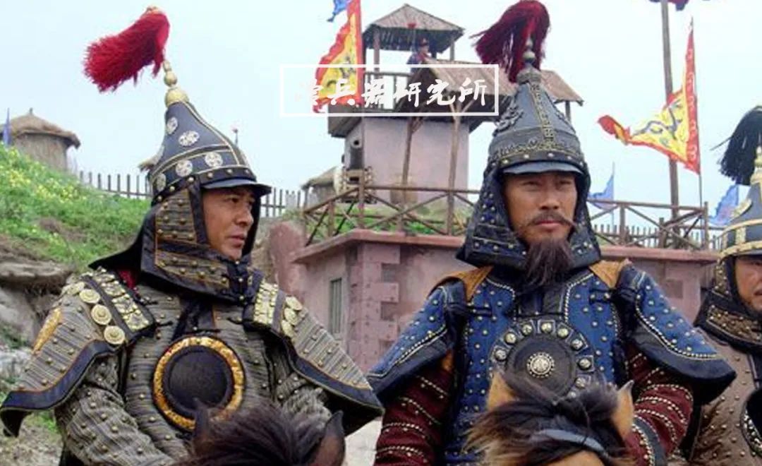 不只无袖还露腚 挂指捆绑绳袢样样不少 清甲还有哪些时尚元素 实物 复原 甲胄 新浪新闻 不只无袖还露腚 挂指捆绑绳袢样样不少 清甲还有哪些时尚元素 实物 复原 甲胄 新浪新闻