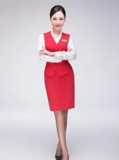 "爱渡":中国最美空姐何佩兰「民航空姐圈」