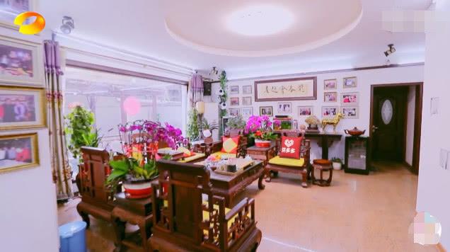 78岁赵忠祥老师昔日豪宅大公开引发网友一片唏嘘