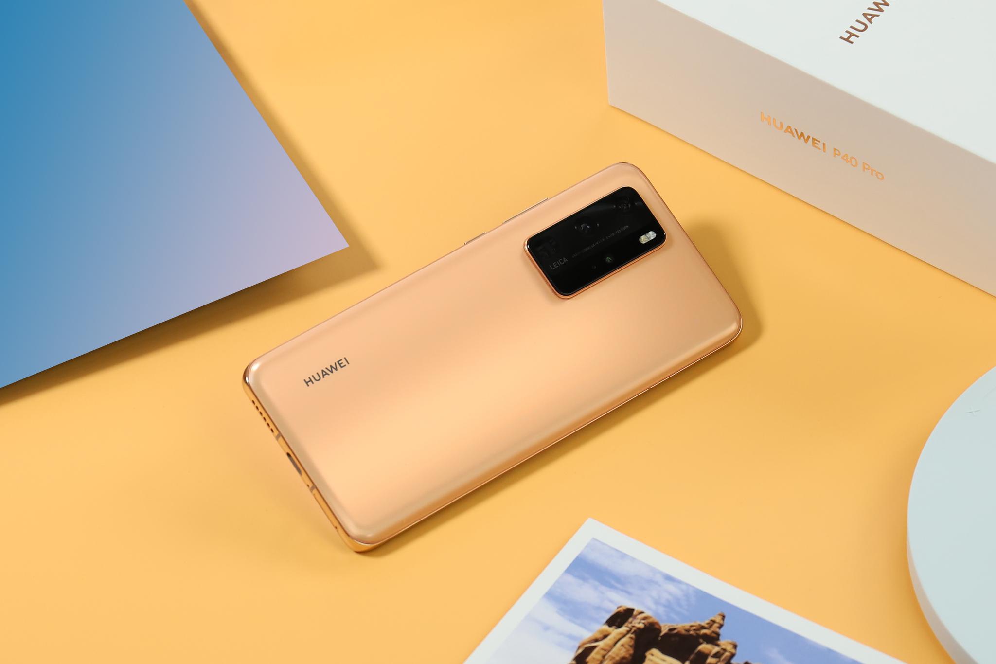 四曲满溢屏 超感知徕卡四摄,华为p40 pro晨曦金图说