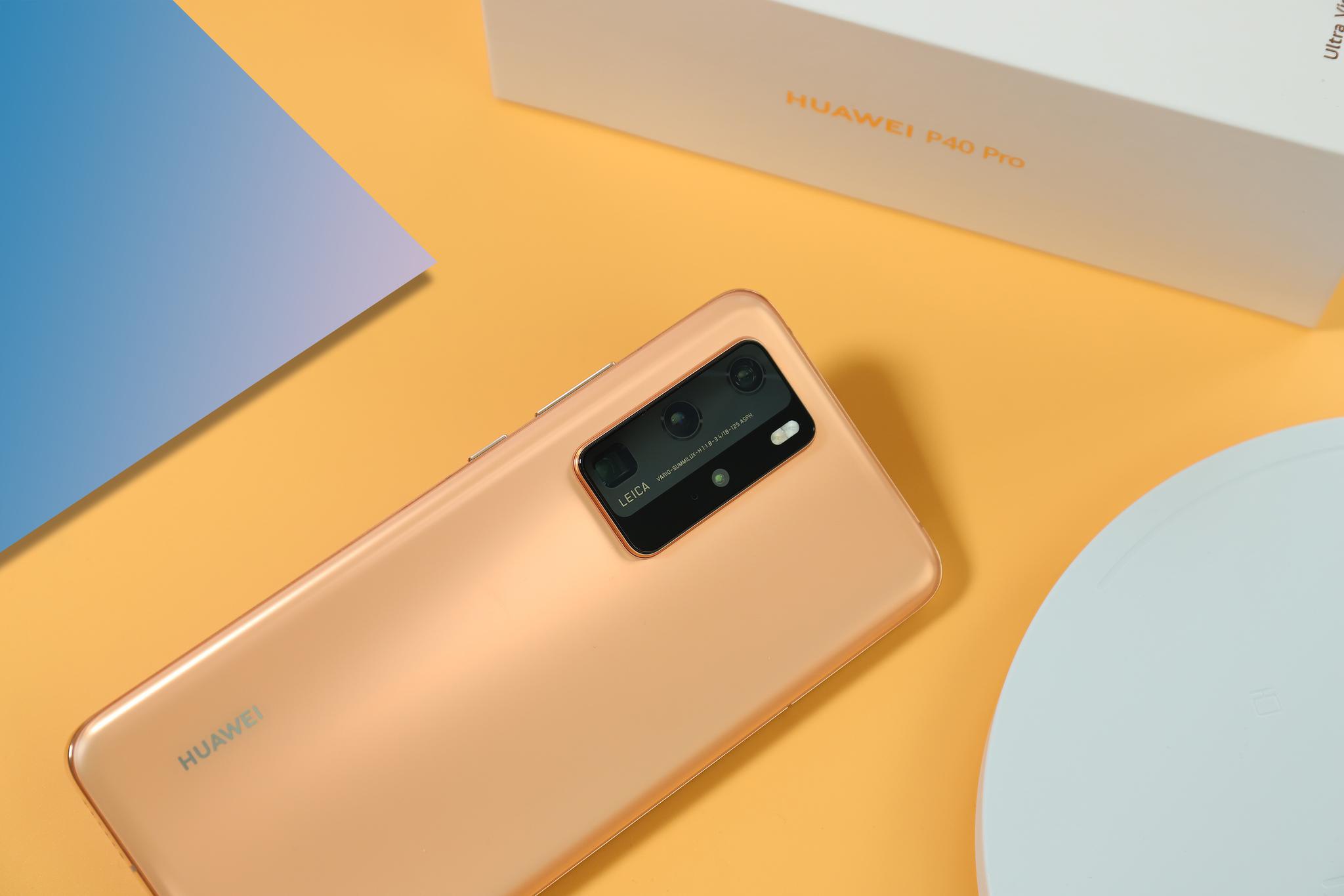 四曲满溢屏 超感知徕卡四摄,华为p40 pro晨曦金图说