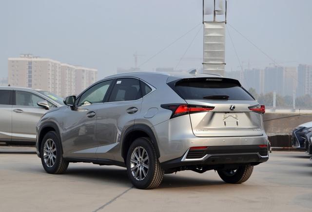 雷克萨斯要爆发了!纯进口豪华suv,气势远超汉兰达,仅30.4万起