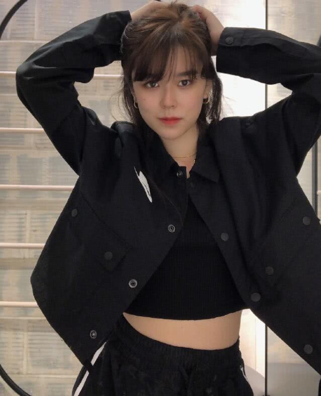 沫子参加综艺节目身材变形被怀疑是孕妇沫子发全身照澄清自己