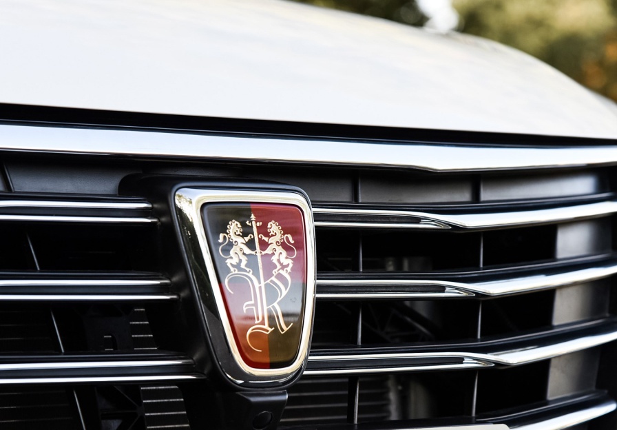 又一国产品牌换标,上汽荣威更换新车标,将启用双狮标和r标