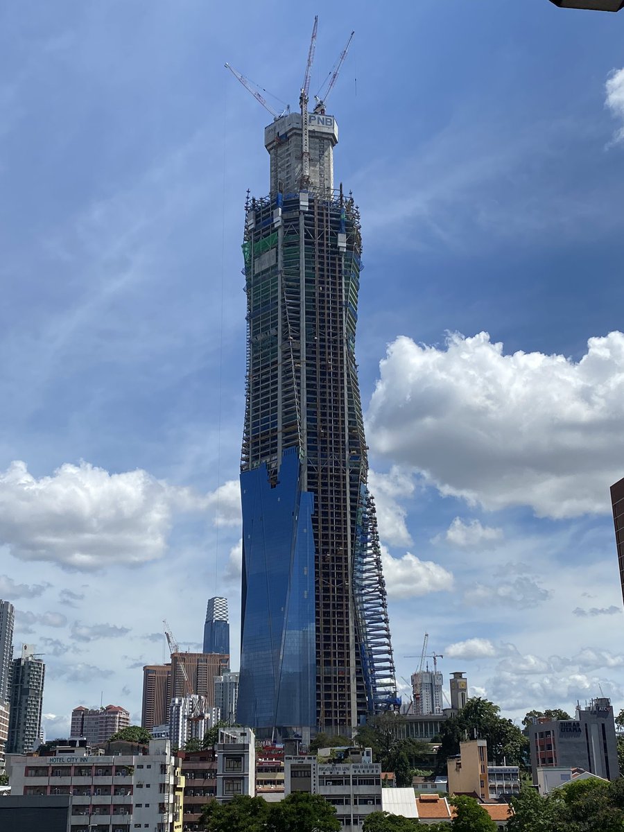 楼顶526米的高楼为成全球第二造118米塔尖总高度将超644米