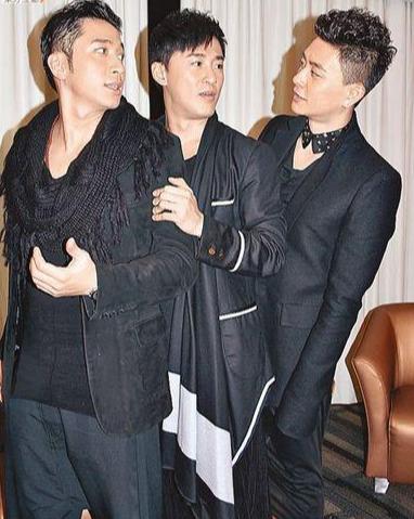 tvb男神林峯疯情三侠之一陷床照门靠前任洗白风流形象