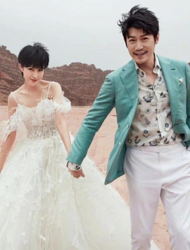 有种基因叫陆毅女儿,才11岁就穿卫衣秀牙签腿