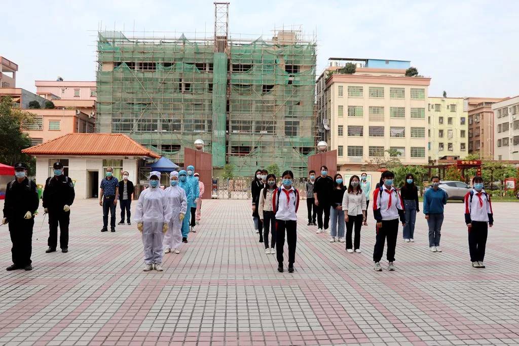 筑牢安全线静待学子归寮步育贤小学