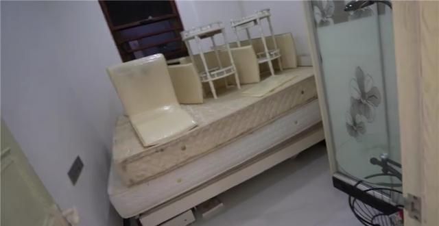 为了11只猫咪,搬进1500万别墅里,地下室比一套房都要大