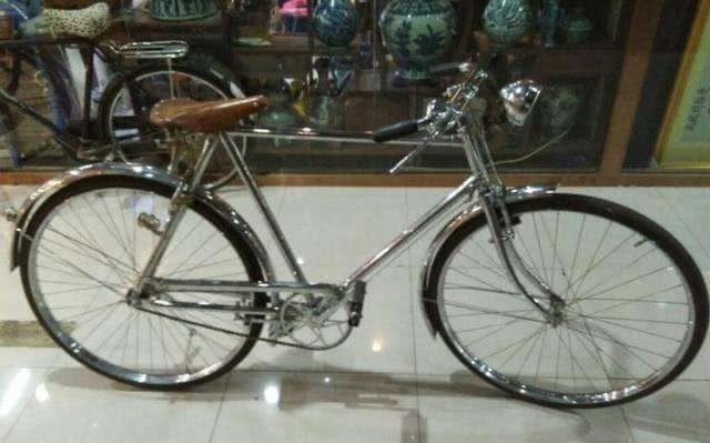 时至今日,这款白金人自行车已经成为自行车中的王者,从一些照片来看它