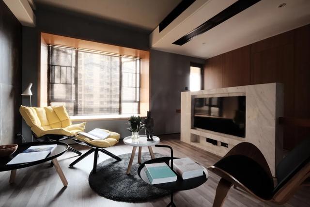 年轻人90㎡的家，居然没有主沙发，活得真潇洒