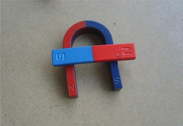 为什么磁铁能吸铁它的吸力又是从哪来的看完解开疑惑