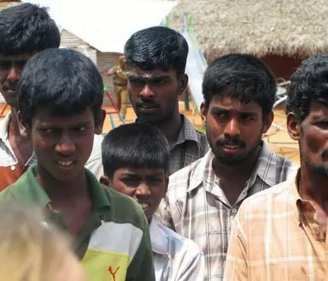 尼格利陀人与原始澳大利亚人,是最早的印度土著人种,主要分布于印度的