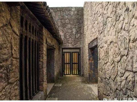 古代最早的监狱没人看守,为何囚犯却不跑?换作是你,你也不会跑|监狱|奴隶|罪犯|荆棘|牢狱_新浪新闻