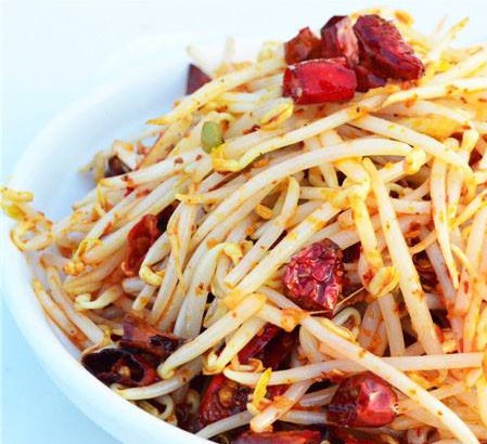 酸辣豆芽,清爽解腻,酸辣脆口,好吃到停不下来|大豆|豆芽|营养_新浪新