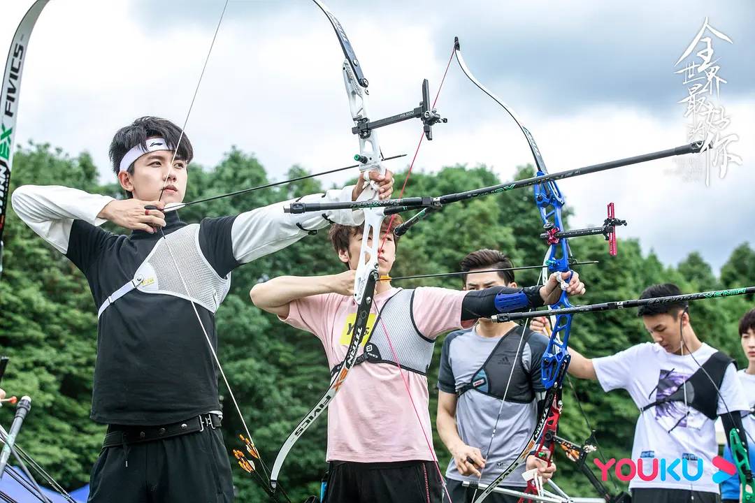 射箭pk冰球,谁更吸睛