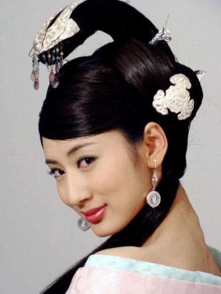 这个名字你可能不知道,但你也许会记得《母仪天下》中的赵合德.