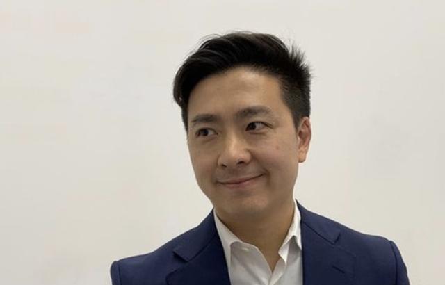 林志颖42岁弟弟林志鑫外出被误认是兄长兄弟俩差三岁形象反差大