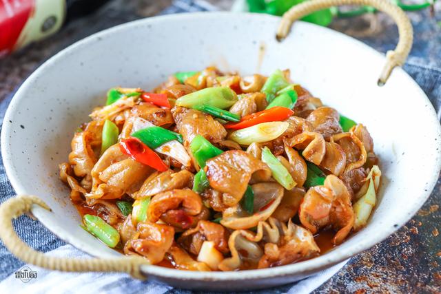 这个菜很多人想吃,却只能望而却步,26块一斤,男人都爱