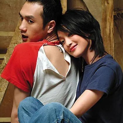 黄觉与周迅的20多年闺蜜情|恋爱中的宝贝|黄觉|李少红_新浪新闻